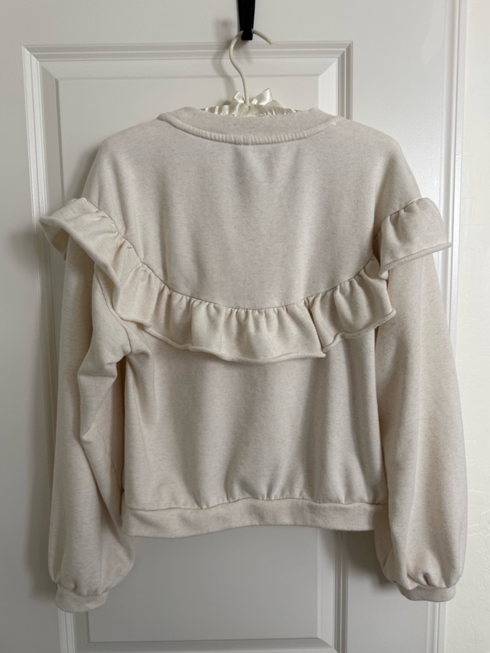 Anthropologie ruffle sweatshirt in Light Sand - Picture 7 of 9